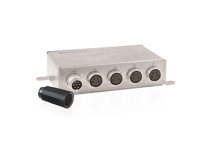 0405200_MultiView_box_dual_mode_4x_UNI_inputs_with_adaptor_plug_Orlaco_highres-Lt 0405200_MultiView_box_dual_mode_4x_UNI_inputs_with_adaptor_plug_Orlaco_highres-Lt